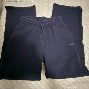 TNA Aritzia woman’s Navy Sweatpants